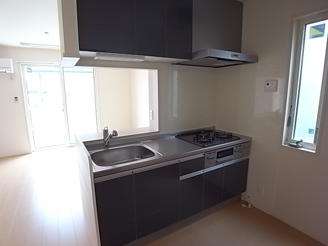 キッチン　未完成の為、写真は同メーカー類似物件です。