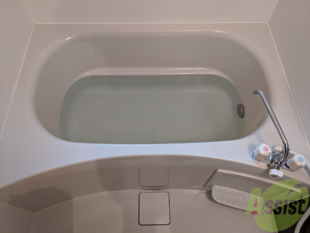 バス・シャワールーム　お風呂では、ゆっくり一日の疲れを落としたいですね。