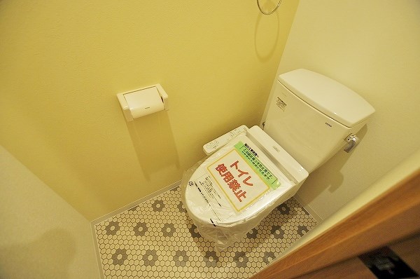 トイレ　★温水洗浄便座付トイレ★