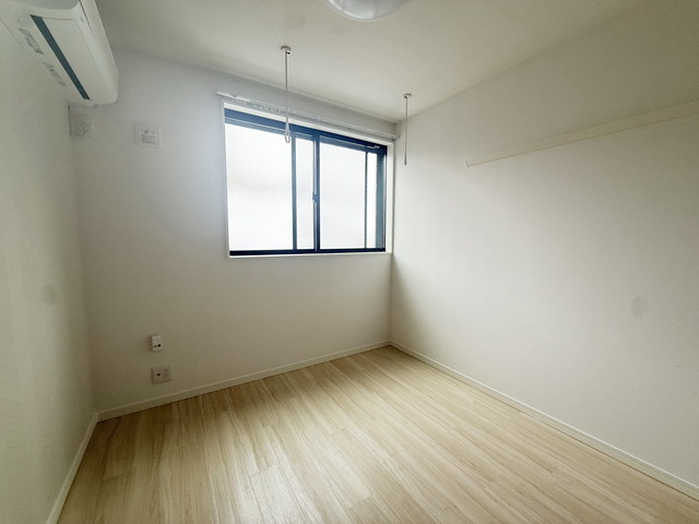 居室・リビング　～休日はお部屋でゴロゴロっ～