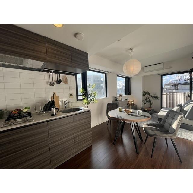 居室・リビング　?