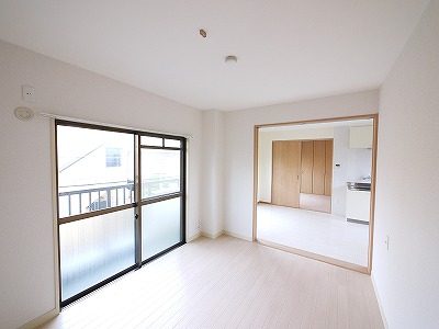 その他部屋・スペース　落ち着いて過ごせるお部屋なので、寝室にいかがでしょうか