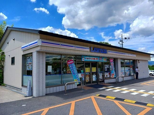 コンビニ　ローソン 伏見深草谷口町店（コンビニ）まで650m