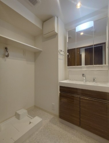 洗面設備　忙しい朝には欠かせない洗面所です