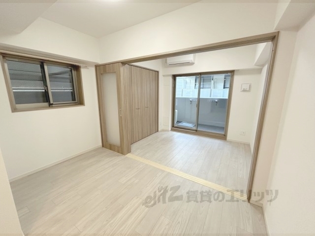 居室・リビング　洋室