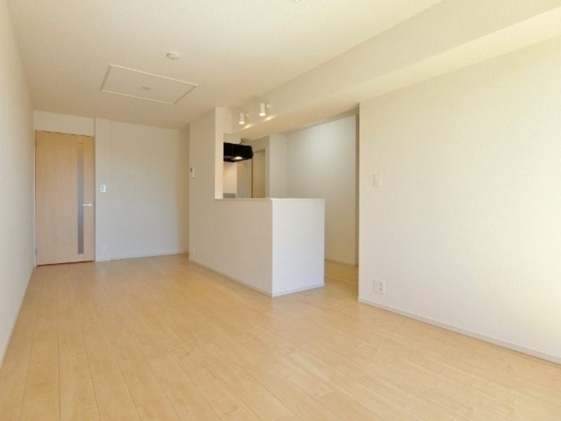 居室・リビング　図面と現状に相違がある場合には現状を優先