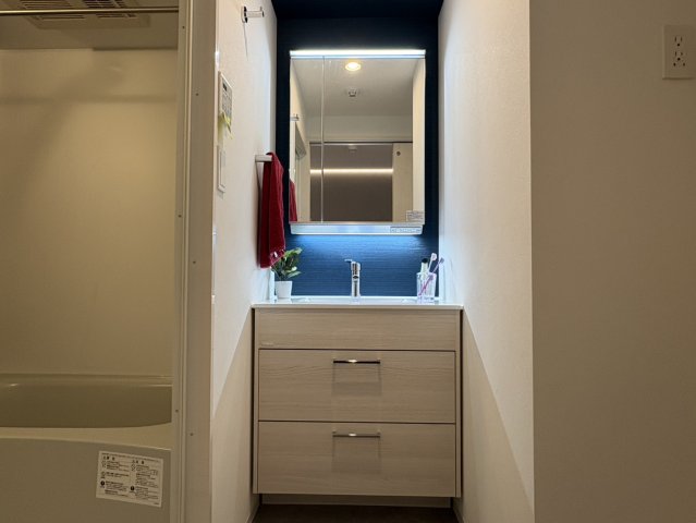 洗面設備　THE BRICKS