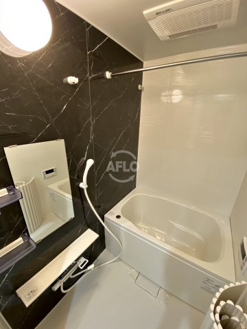 バス・シャワールーム　コージーコート釣鐘　浴室