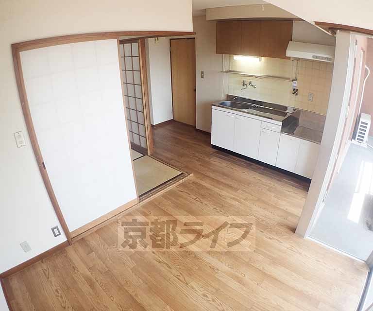 居室・リビング　フローリングのお部屋です。