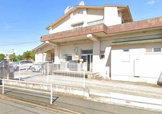 小学校　高田小学校ＰＴＡ事務局（小学校）まで608m
