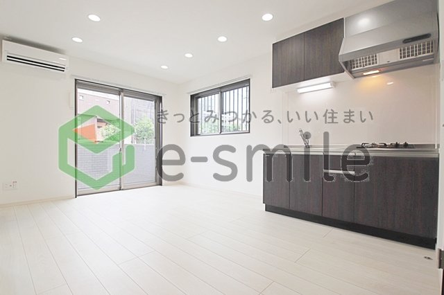 居室・リビング　※同建築シリーズ ※参考イメージ　現況優先