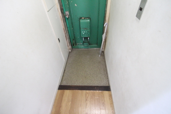 玄関　※別部屋の写真です