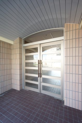 エントランス　ご見学・ご契約時の送迎可能！