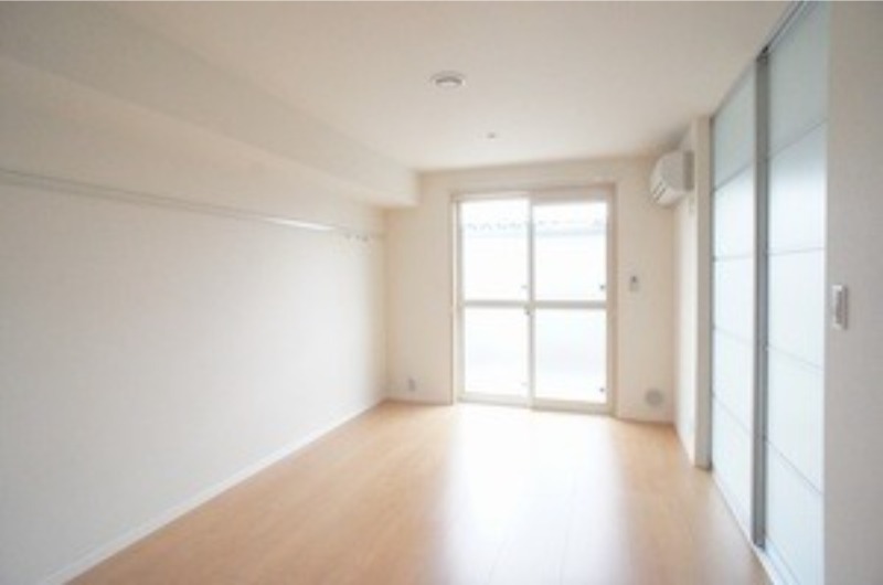 居室・リビング　図面と現状に相違がある場合には現状を優先