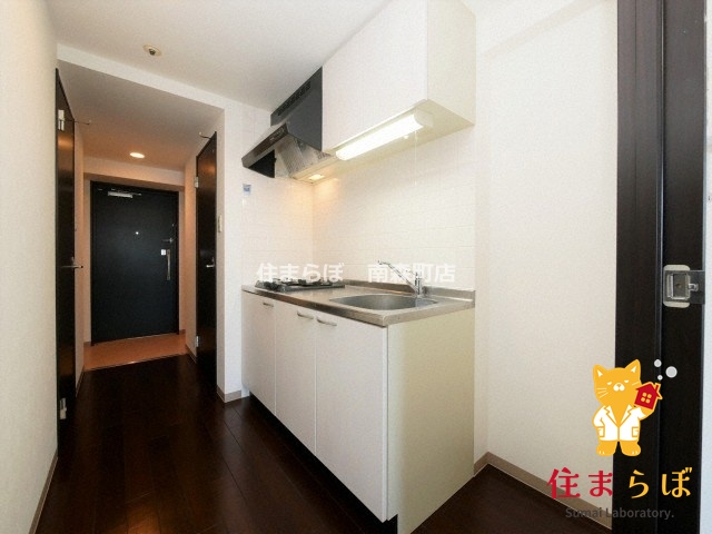 キッチン　「ただの部屋探しじゃない。“あなたの暮らし”探しです。」