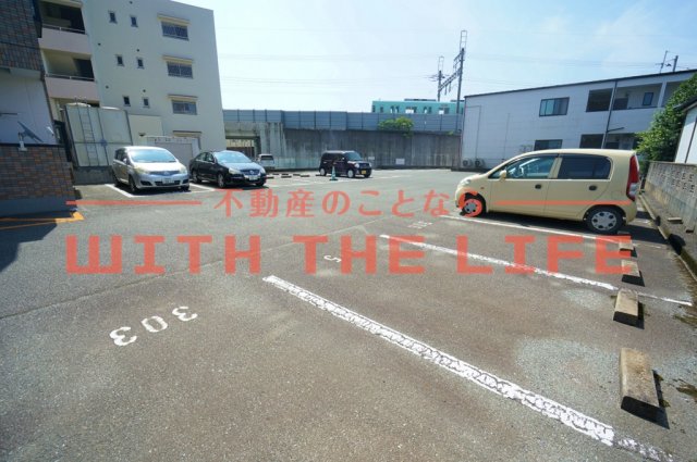 駐車場　駐車場があります