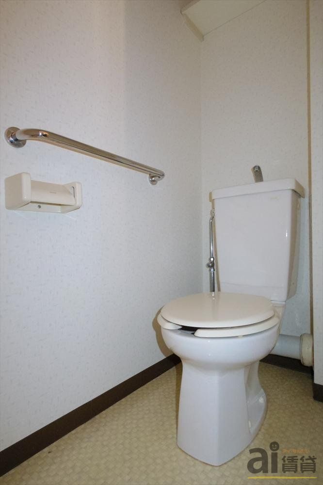 トイレ　※別号室写真です。