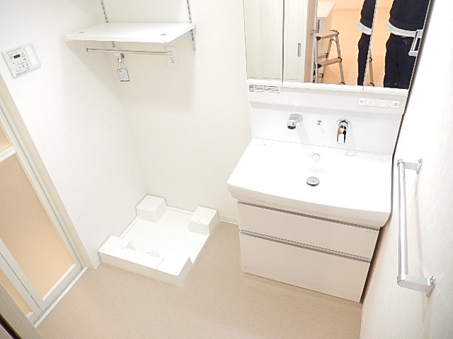 洗面設備　同建築会社の画像参照