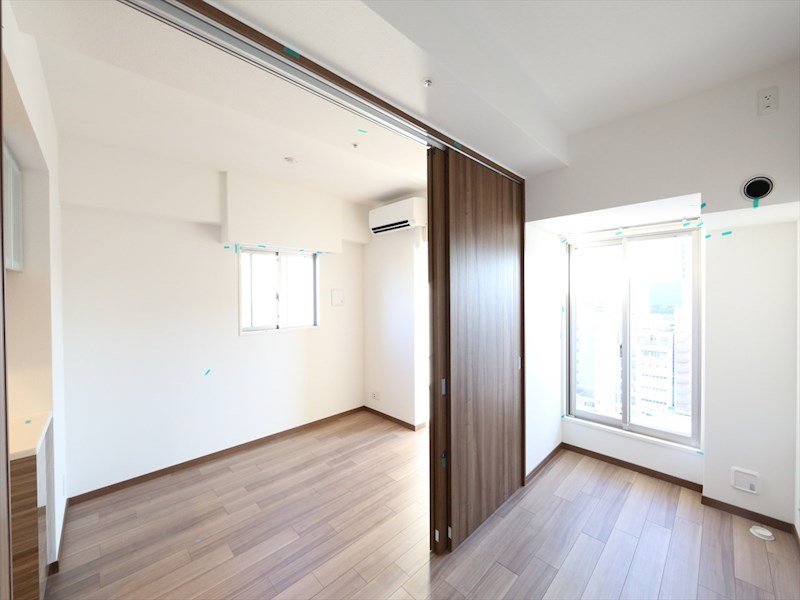 バルコニー　ＬＤＫ9帖　洋室4.5帖　バルコニーに面しています