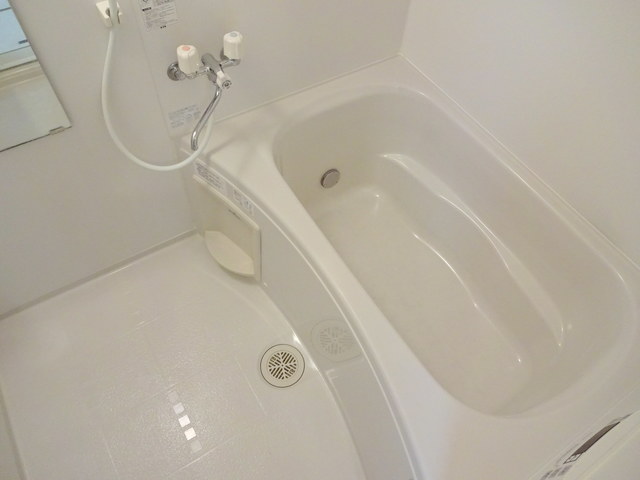 バス・シャワールーム　★浴室乾燥機・追焚機能★