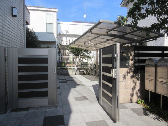 エントランス　★エントランス★