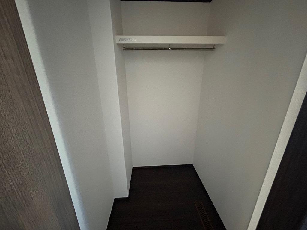 収納　ウォークインクローゼット