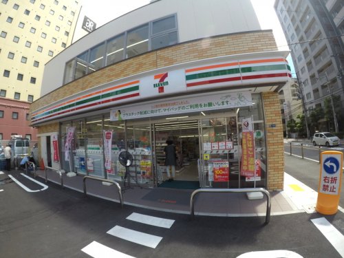 コンビニ　セブンイレブン 吹田江坂町2丁目店（コンビニ）まで539m
