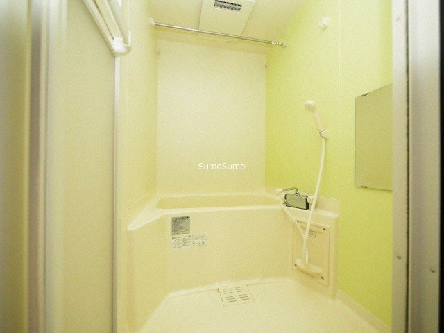 バス・シャワールーム　お風呂で日々の疲れを落としましょう