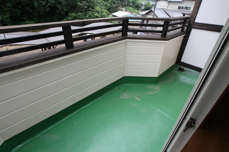 バルコニー　現況優先