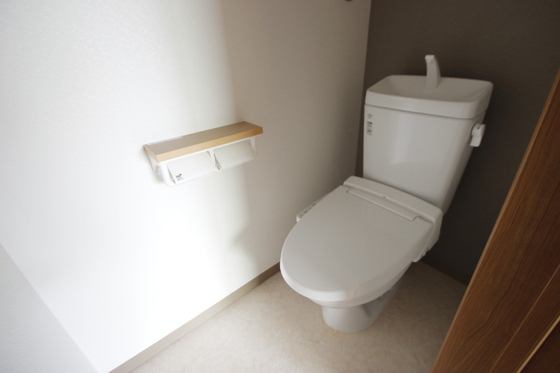 トイレ　※別部屋の写真です