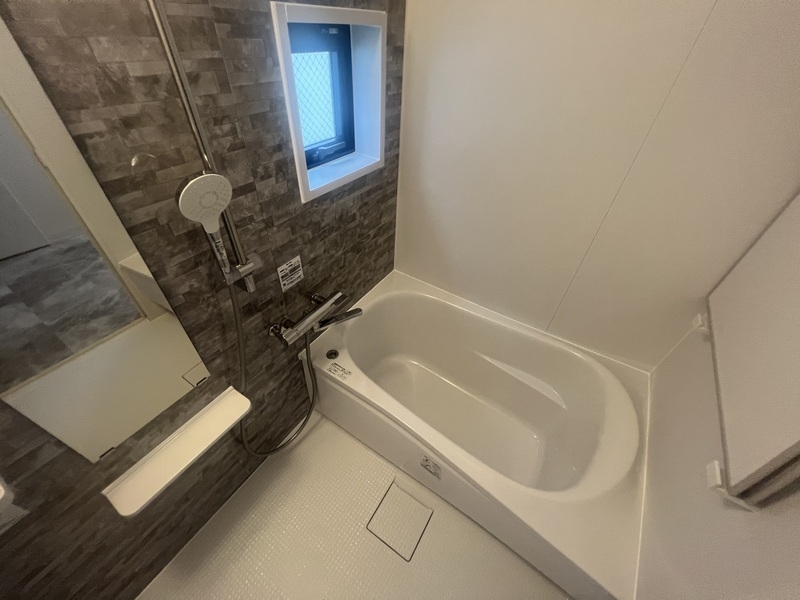 バス・シャワールーム　※バスのパンフレットです