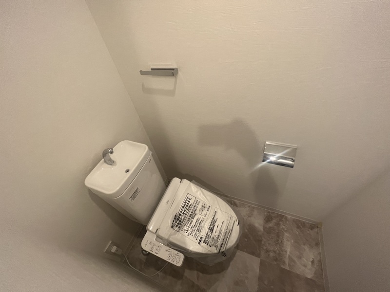 トイレ　※トイレにパンフレットです