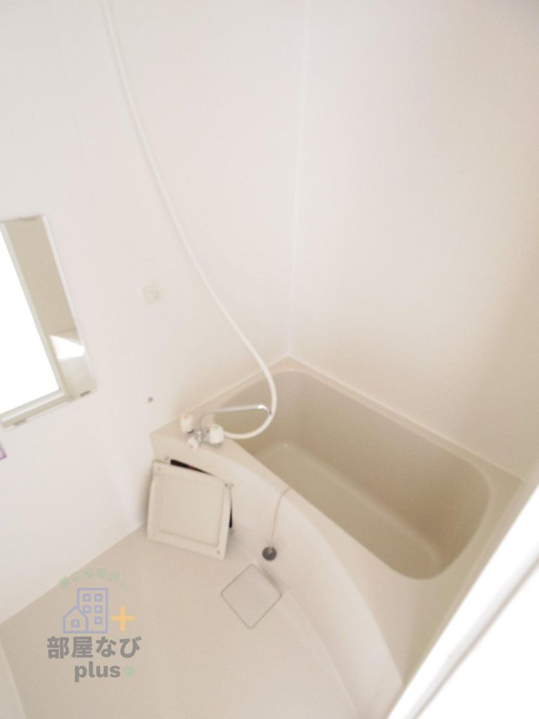 バス・シャワールーム　※他号室写真です