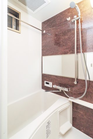 バス・シャワールーム　別号室です。現状優先になります。