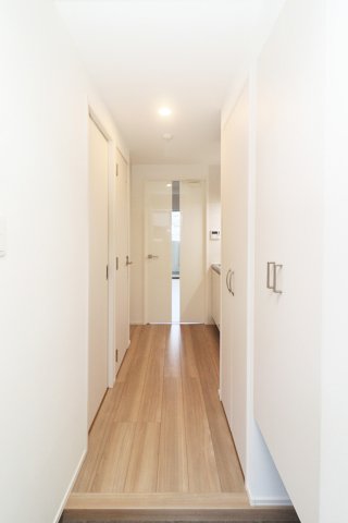 玄関　別号室です。現状優先になります。