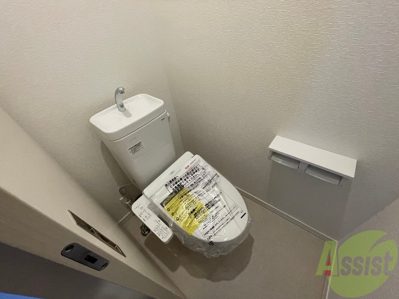 トイレ　こちらはトイレです。清潔感があり、安心して使用できます。