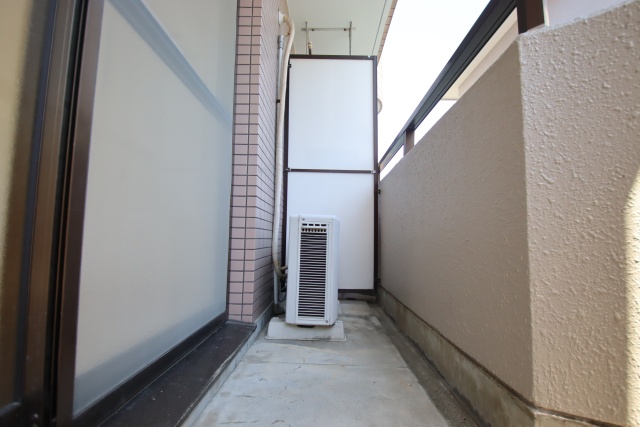 バルコニー　※別室の参考写真の為、現況優先です。