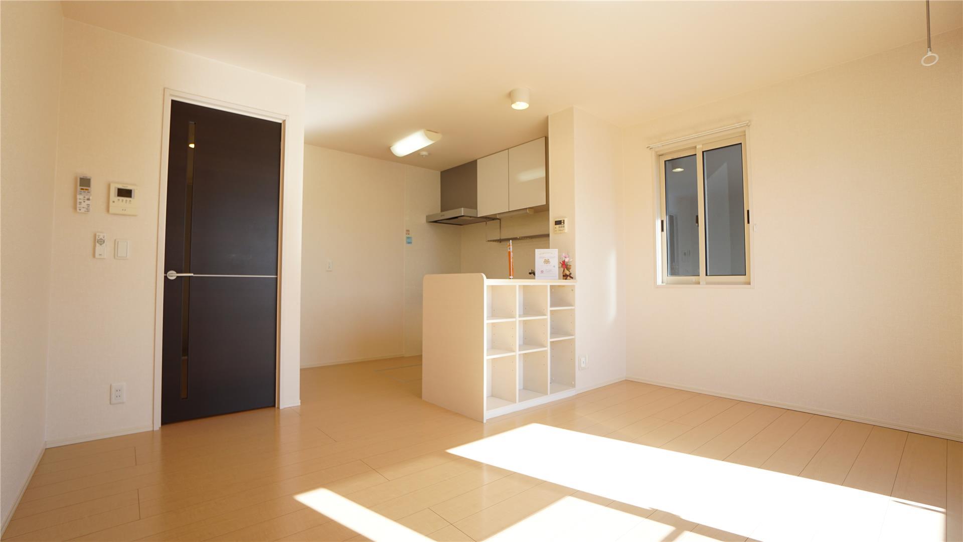 居室・リビング　別のお部屋のお写真です