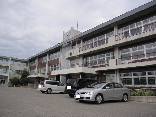 その他　射水市役所（その他）まで1900m