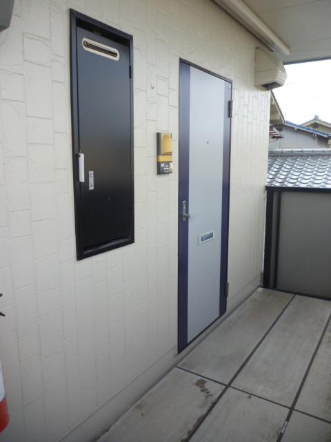 玄関　玄関ドア