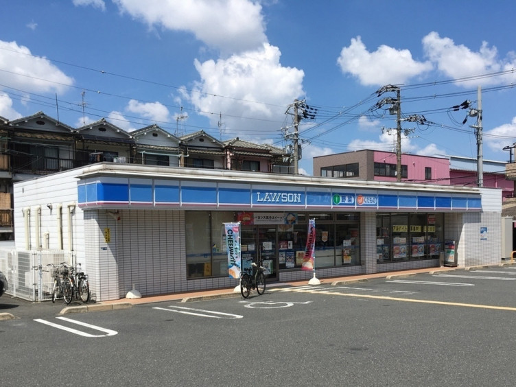 コンビニ　ローソン 東大阪宝町店（コンビニ）まで939m