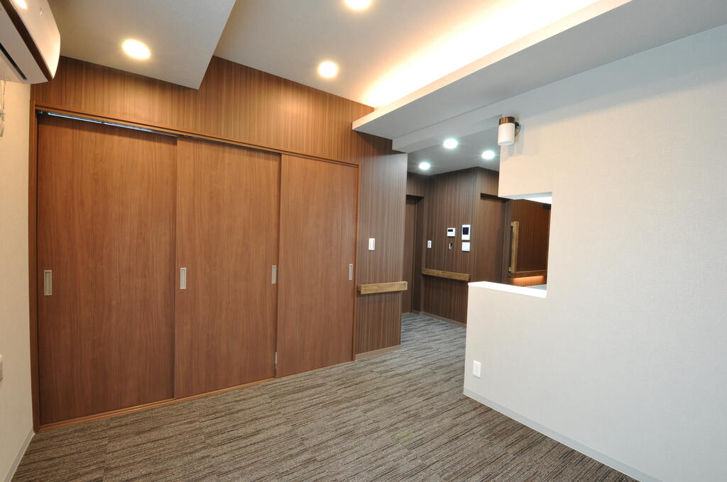 その他　手すり付き