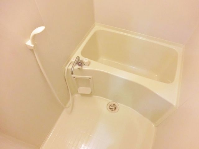 バス・シャワールーム　別室参考写真です。