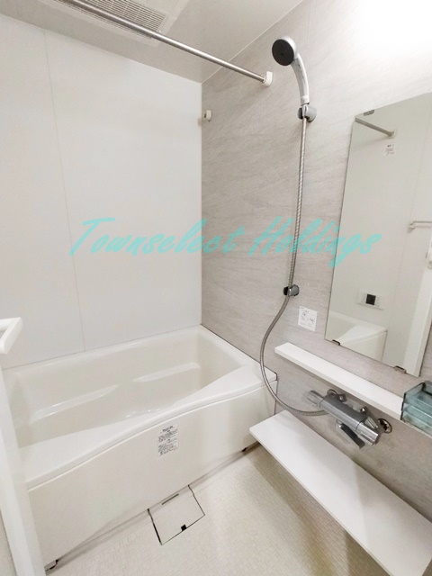 バス・シャワールーム　清潔感のあるお風呂です♪