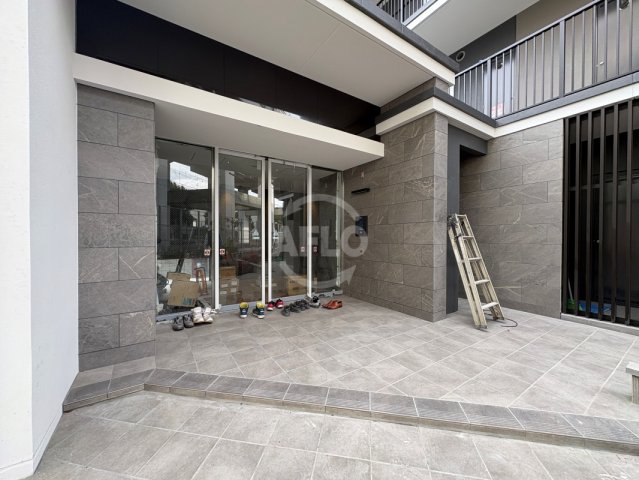 エントランス　アストラルグラミ阿倍野　エントランス