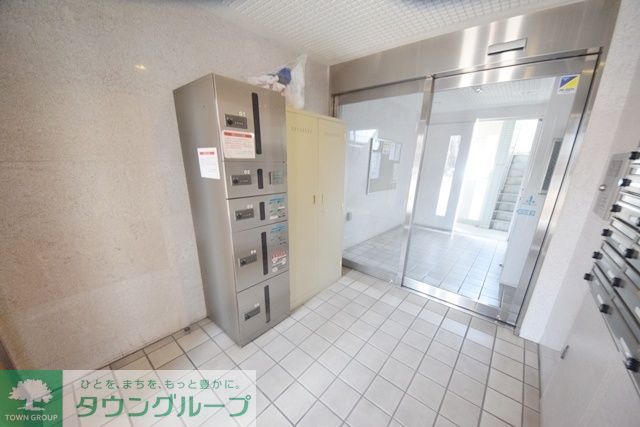 エントランス　オートロック付きマンション！