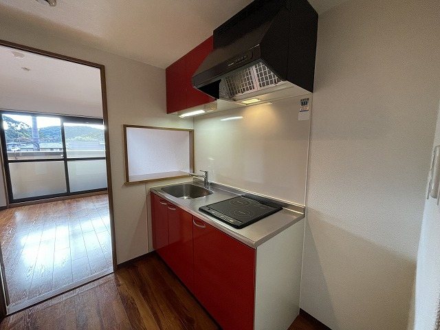 キッチン　同マンション別部屋