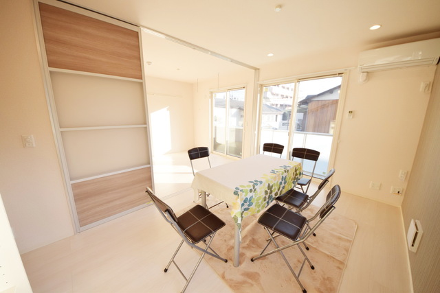 居室・リビング　～家族団らん～