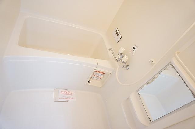 バス・シャワールーム　浴室