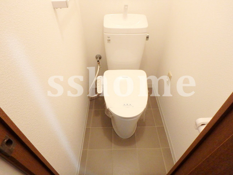 トイレ　温水洗浄便座☆